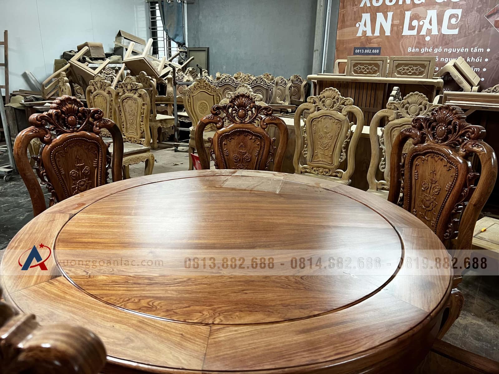 Bộ bàn ăn tròn khung 4 ván 2 và 8 ghế hồng hạt gỗ hương đá cao cấp (Anh Hải Lý, Thái Nguyên) 17 Bộ bàn ăn tròn khung 4 ván 2 và 8 ghế hồng hạt gỗ hương đá cao cấp (Anh Hải Lý, Thái Nguyên) - Ảnh 17