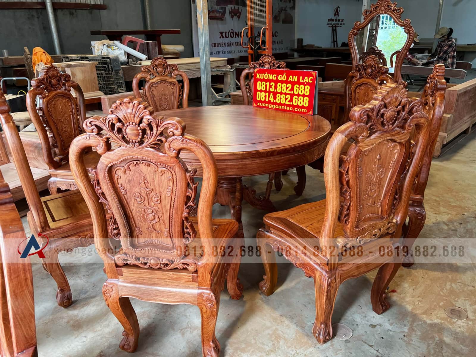 Bộ bàn ăn tròn khung 4 ván 2 và 8 ghế hồng hạt gỗ hương đá cao cấp (Anh Hải Lý, Thái Nguyên) 39 bàn ăn gỗ hương đá và 8 ghế hồng hạt