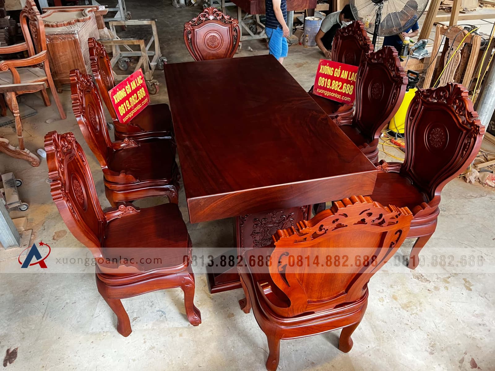 Bộ bàn ăn nguyên khối 8 ghế gỗ gõ đỏ 180x90x16cm (Chị Thủy, Hà Nội) 11 Bộ bàn ăn nguyên khối 8 ghế gỗ gõ đỏ 180x90x16cm (Chị Thủy, Hà Nội) - Ảnh 11