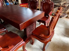 Bộ bàn ăn nguyên khối 8 ghế gỗ gõ đỏ 180x90x16cm (Chị Thủy, Hà Nội) 25 bàn ăn nguyên khối gỗ gõ đỏ tự nhiên