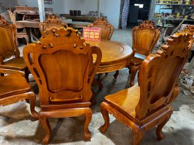 Bộ bàn ăn tròn gõ đỏ 1m37 và 8 ghế louis hoa lá tây (Anh Quyết, Lâm Đồng) 22 mẫu bàn ăn hiện đại gỗ gõ đỏ tự nhiên