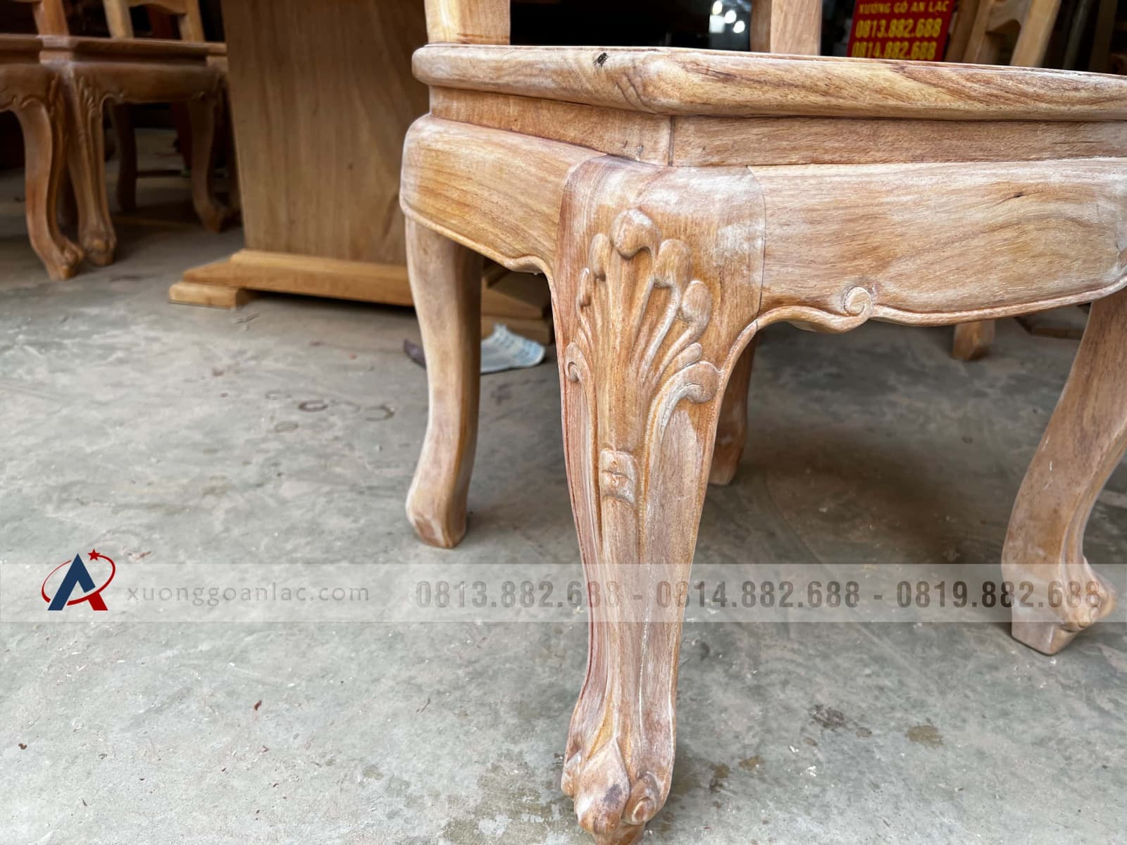 Bộ bàn ăn gõ đỏ nguyên khối siêu khủng và 10 ghế hoa cúc nguyên mộc (Anh Thảo, Hưng Yên) 7 ghế ăn hoa cúc gỗ gõ đỏ cao cấp