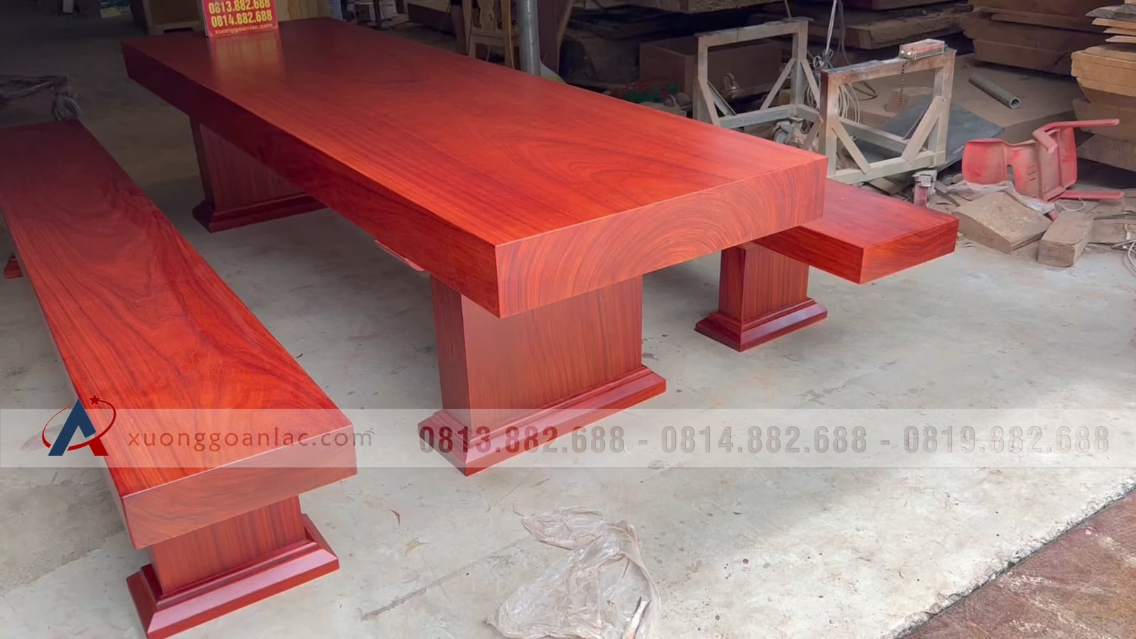 Bộ bàn ghế k3 nguyên khối gỗ hương đỏ Nam Phi vân siêu đỉnh (Anh Hạo Nam - Lào Cai) 11 Bộ bàn ghế k3 nguyên khối gỗ hương đỏ Nam Phi vân siêu đỉnh (Anh Hạo Nam - Lào Cai) - Ảnh 11