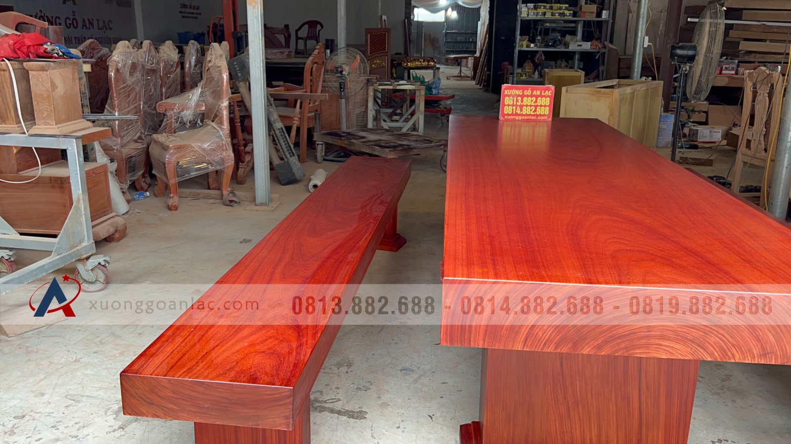 Bộ bàn ghế k3 nguyên khối gỗ hương đỏ Nam Phi vân siêu đỉnh (Anh Hạo Nam - Lào Cai) 14 Bộ bàn ghế k3 nguyên khối gỗ hương đỏ Nam Phi vân siêu đỉnh (Anh Hạo Nam - Lào Cai) - Ảnh 14