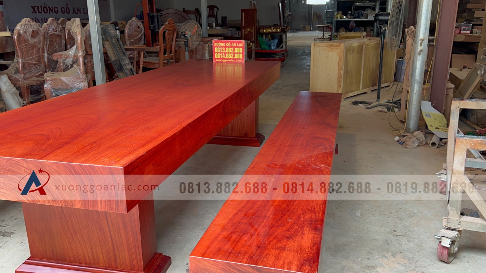 Bộ bàn ghế k3 nguyên khối gỗ hương đỏ Nam Phi vân siêu đỉnh (Anh Hạo Nam - Lào Cai) 15 Bộ bàn ghế k3 nguyên khối gỗ hương đỏ Nam Phi vân siêu đỉnh (Anh Hạo Nam - Lào Cai) - Ảnh 15
