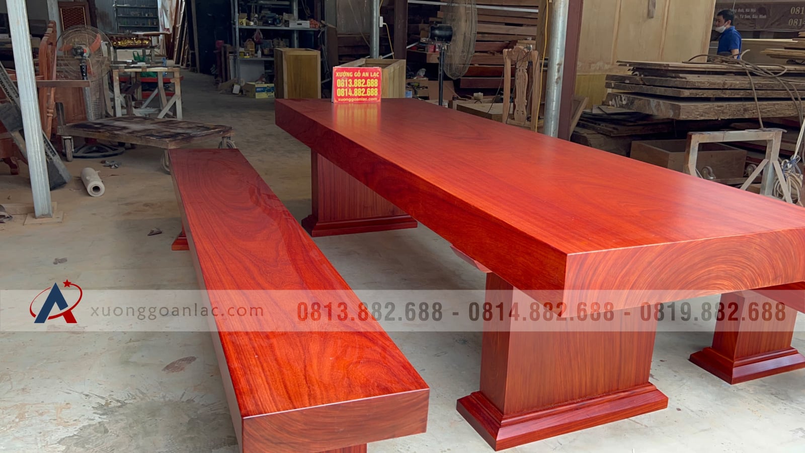 Bộ bàn ghế k3 nguyên khối gỗ hương đỏ Nam Phi vân siêu đỉnh (Anh Hạo Nam - Lào Cai) 9 Bộ bàn ghế k3 nguyên khối gỗ hương đỏ Nam Phi vân siêu đỉnh (Anh Hạo Nam - Lào Cai) - Ảnh 9
