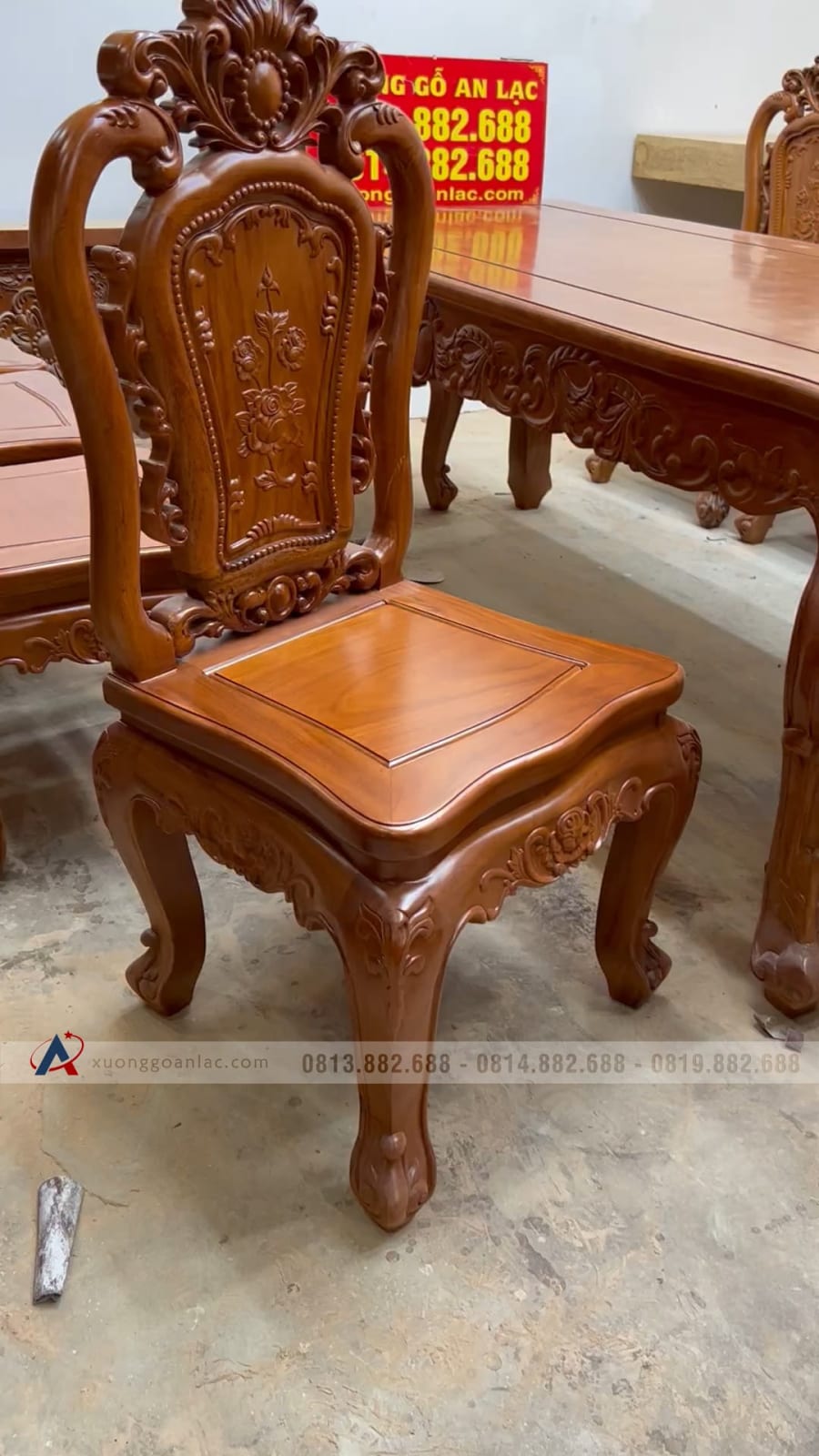 2 bộ bàn ăn gõ đỏ louis hoàng gia 10 ghế hồng hạt (Anh Thuyết, Hà Nội) 12 2 bộ bàn ăn gõ đỏ louis hoàng gia 10 ghế hồng hạt (Anh Thuyết, Hà Nội) - Ảnh 12