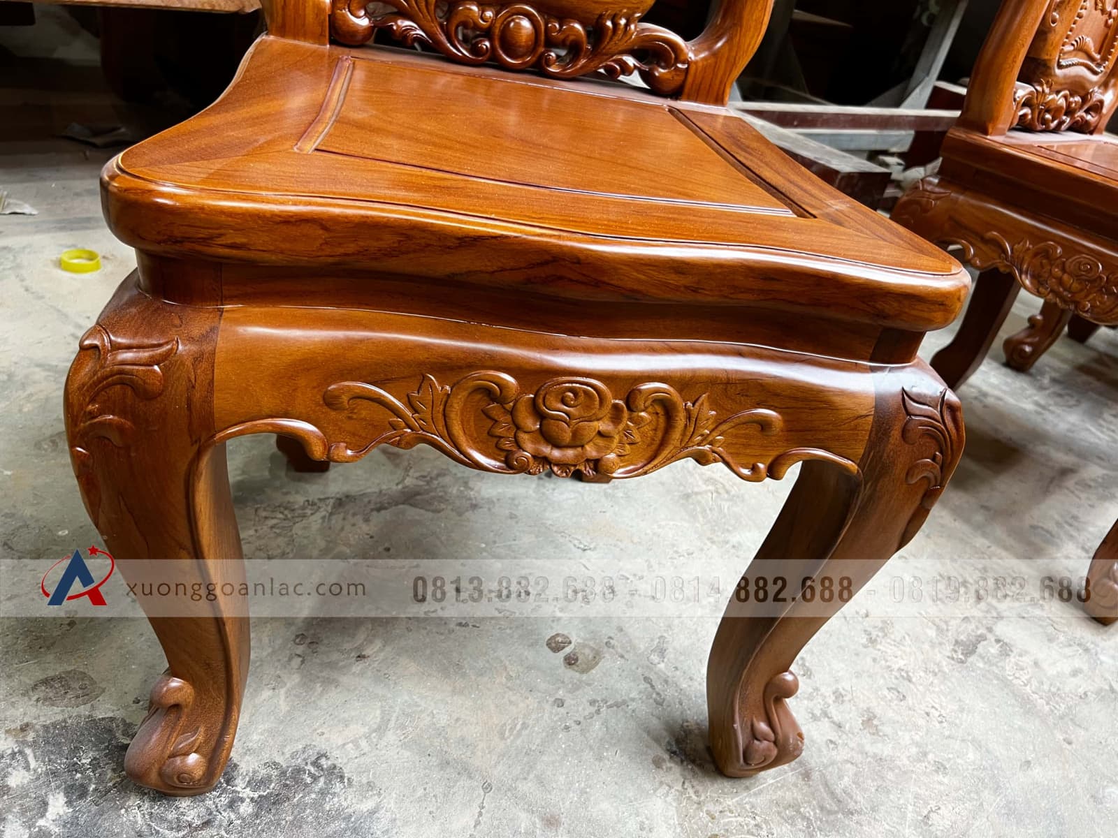 2 bộ bàn ăn gõ đỏ louis hoàng gia 10 ghế hồng hạt (Anh Thuyết, Hà Nội) 17 2 bộ bàn ăn gõ đỏ louis hoàng gia 10 ghế hồng hạt (Anh Thuyết, Hà Nội) - Ảnh 17