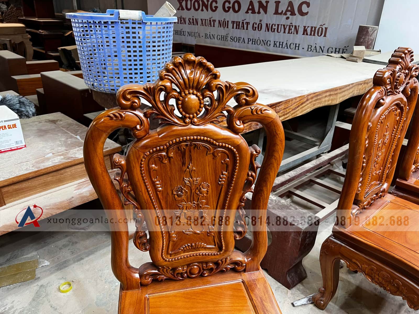 2 bộ bàn ăn gõ đỏ louis hoàng gia 10 ghế hồng hạt (Anh Thuyết, Hà Nội) 19 ghế louis hồng hạt hoàng gia