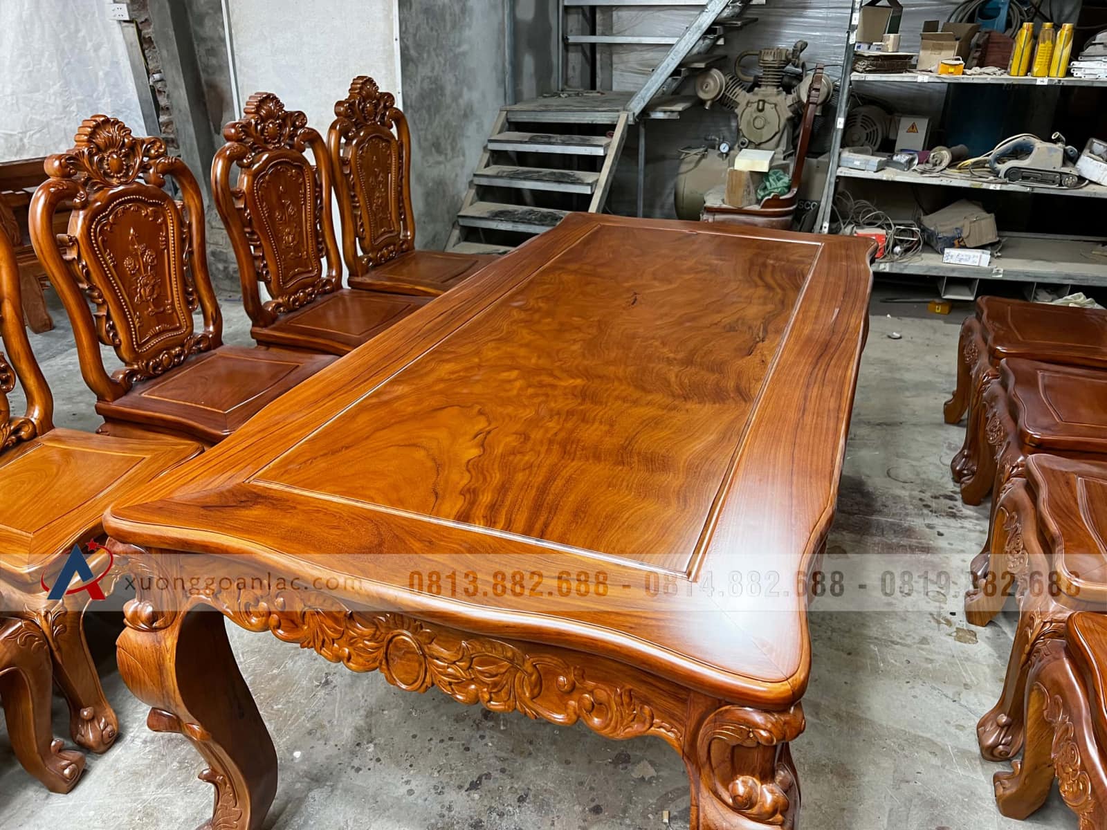 2 bộ bàn ăn gõ đỏ louis hoàng gia 10 ghế hồng hạt (Anh Thuyết, Hà Nội) 43 bàn ăn gỗ gõ đỏ mẫu louis hoàng gia tân cổ điển