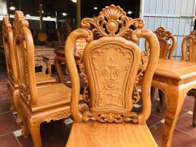 Bộ bàn ăn louis 6 ghế hồng hạt gỗ gõ đỏ cao cấp (Anh Xuân, Nghệ An) 31 ghế ăn louis hồng hạt cao cấp đục hai mặt
