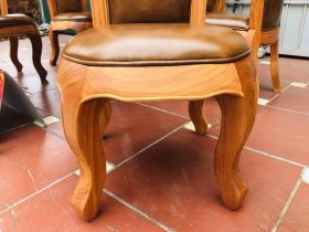 Bộ bàn ăn louis 5 ghế gõ đỏ bọc đệm da bò nhập khẩu Italia (Anh Hải, Ninh Bình) 43 Ban an luois vs 5 ghe go do boc dem da bo nhap khau 13