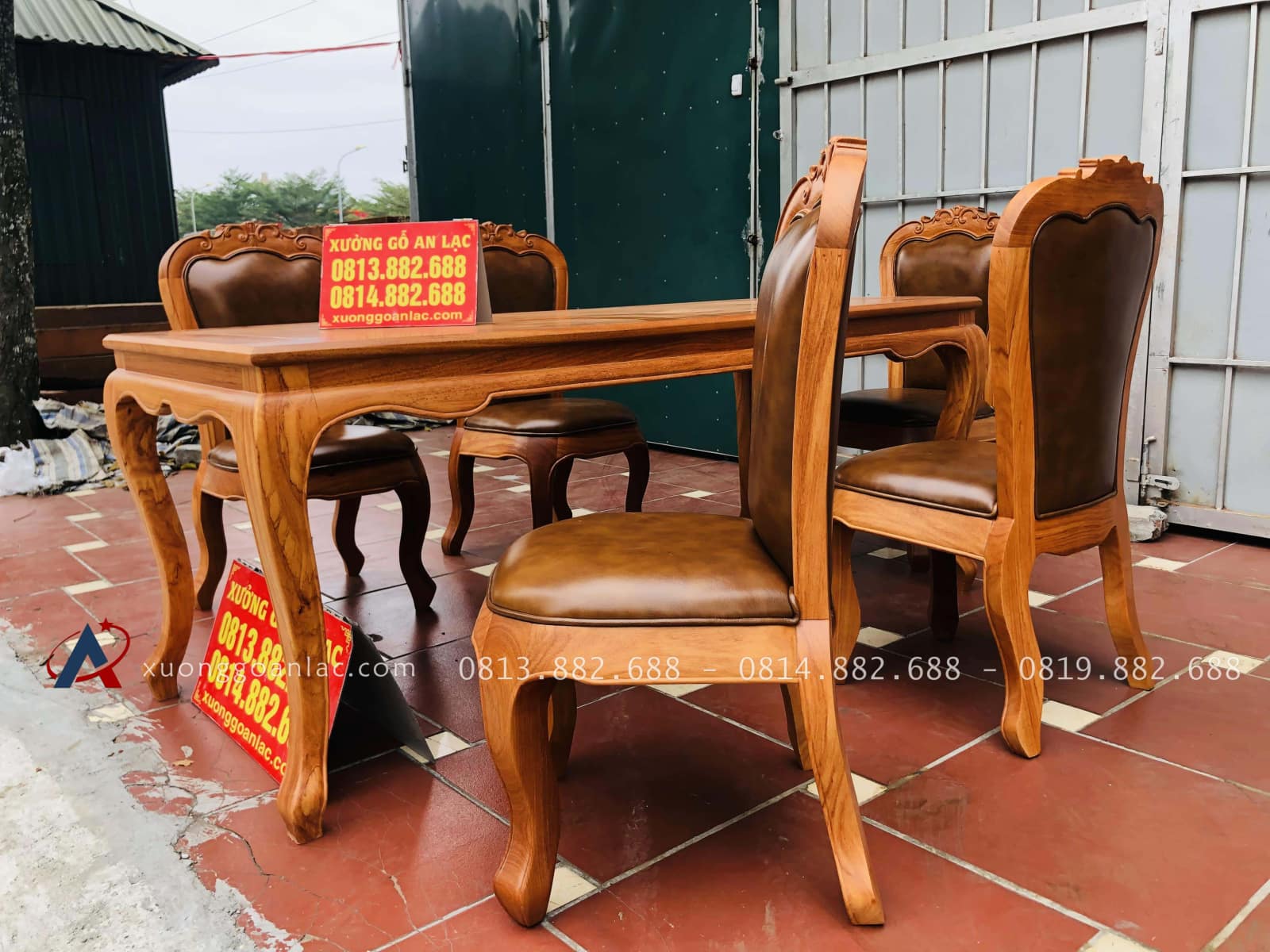 Bộ bàn ăn louis 5 ghế gõ đỏ bọc đệm da bò nhập khẩu Italia (Anh Hải, Ninh Bình) 20 Bộ bàn ăn louis 5 ghế gõ đỏ bọc đệm da bò nhập khẩu Italia (Anh Hải, Ninh Bình) - Ảnh 20