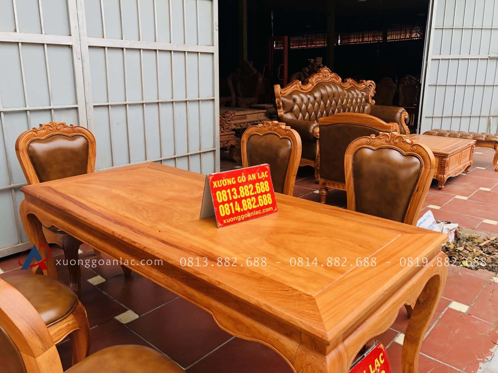 Bộ bàn ăn louis 5 ghế gõ đỏ bọc đệm da bò nhập khẩu Italia (Anh Hải, Ninh Bình) 26 Bộ bàn ăn louis 5 ghế gõ đỏ bọc đệm da bò nhập khẩu Italia (Anh Hải, Ninh Bình) - Ảnh 26