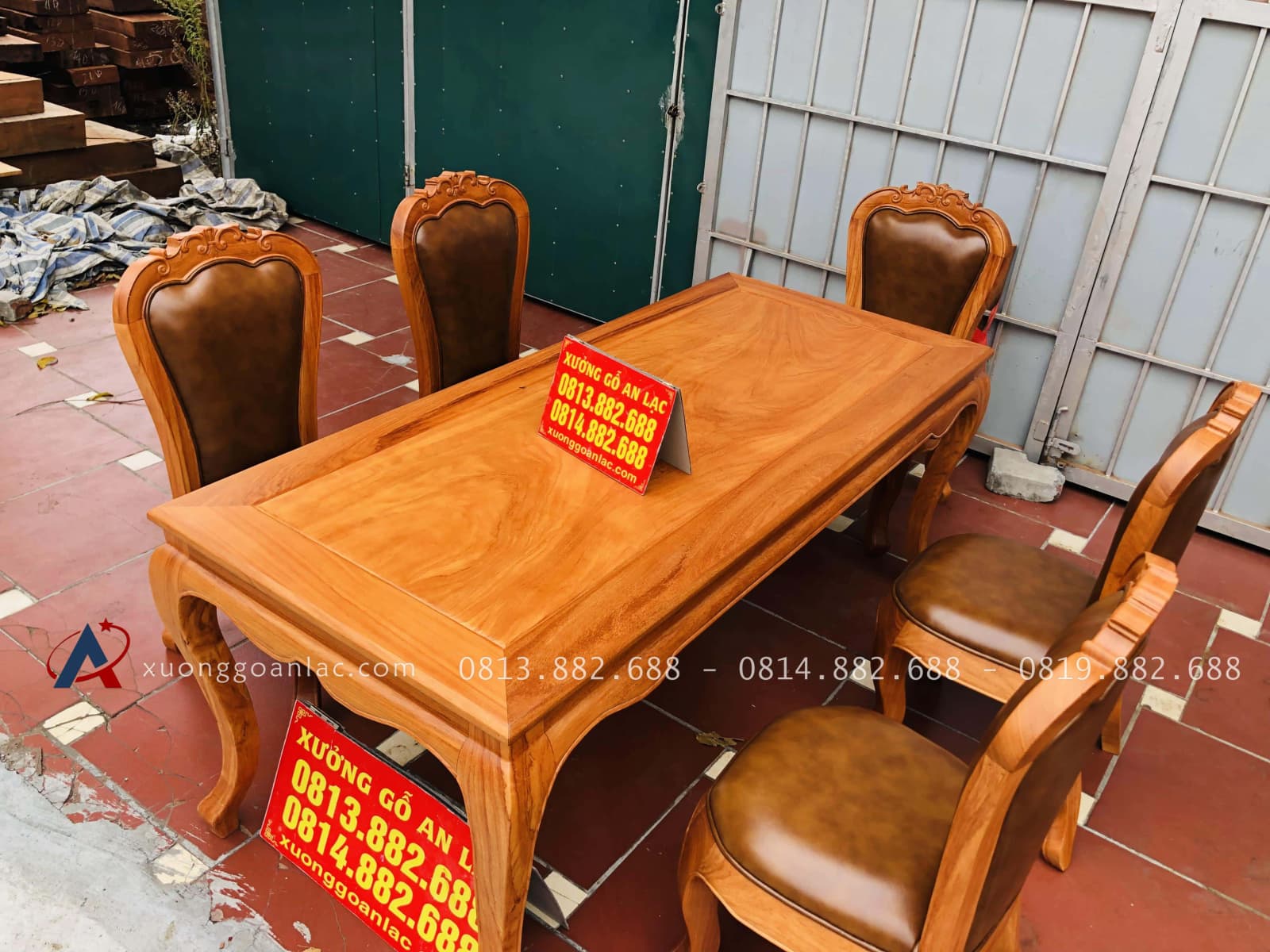 Bộ bàn ăn louis 5 ghế gõ đỏ bọc đệm da bò nhập khẩu Italia (Anh Hải, Ninh Bình) 57 bàn ăn louis gỗ gõ đỏ đẹp nhất 2022