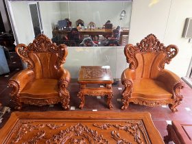 Bàn ghế hoàng gia siêu vip gỗ hương đá tự nhiên cao cấp