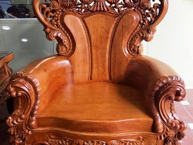 Bo ban ghe hoang gia nguyen khoi 10 mon go huong da phien ban dac biet 19