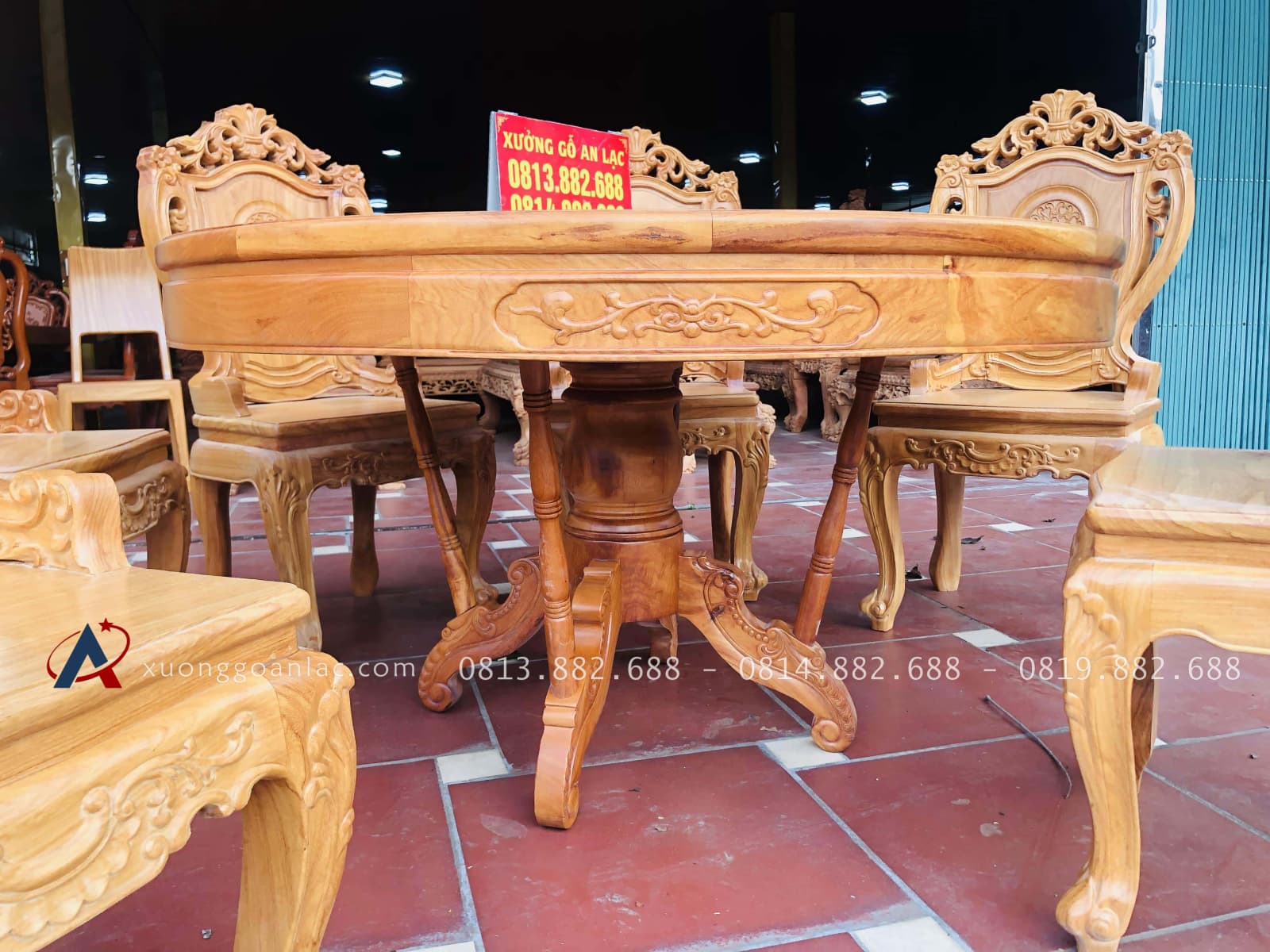 Bộ bàn ăn tròn 1m17 với 6 ghế louis có tay gỗ gõ đỏ (Anh Tiến, Tây Ninh) 4 bàn ghế ăn gỗ gõ đỏ cao cấp