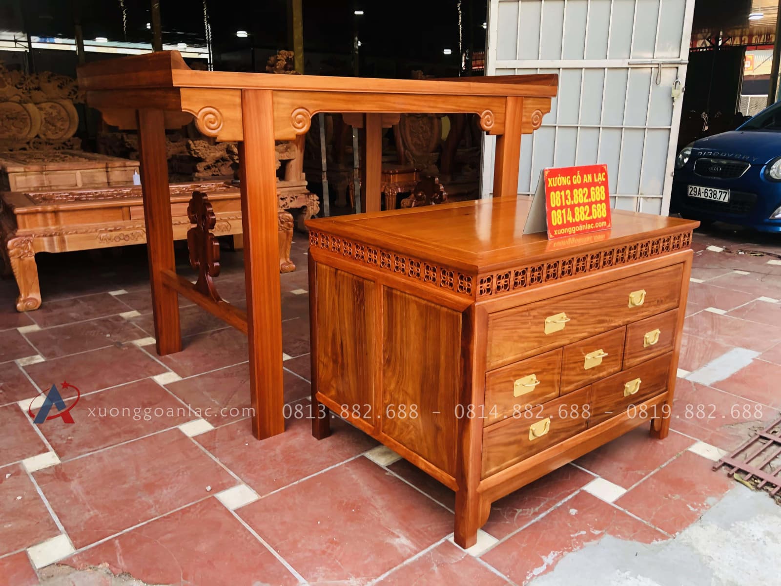 Combo ban thờ án gian và bàn cơm gỗ hương đỏ Lào siêu VIP 6 Combo ban thờ án gian và bàn cơm gỗ hương đỏ Lào siêu VIP - Ảnh 6