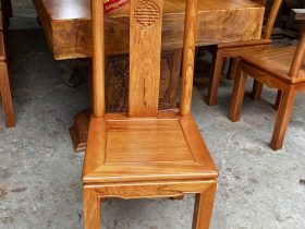 Bộ bàn ăn nguyên khối ghế chữ thọ gỗ gõ đỏ (Chú Bình, Tuần Châu - Quảng Ninh) 27 ghế ăn chữ thọ tròn