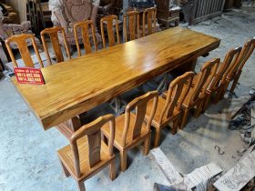 Bộ bàn ăn nguyên khối ghế chữ thọ gỗ gõ đỏ (Chú Bình, Tuần Châu - Quảng Ninh) 21 Bộ bàn ghế ăn gỗ gõ đỏ cao cấp