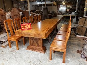 Bộ bàn ăn nguyên khối ghế chữ thọ gỗ gõ đỏ (Chú Bình, Tuần Châu - Quảng Ninh) 22 bộ bàn ăn nguyên khối gõ góc đỏ nguyên khối đẳng cấp