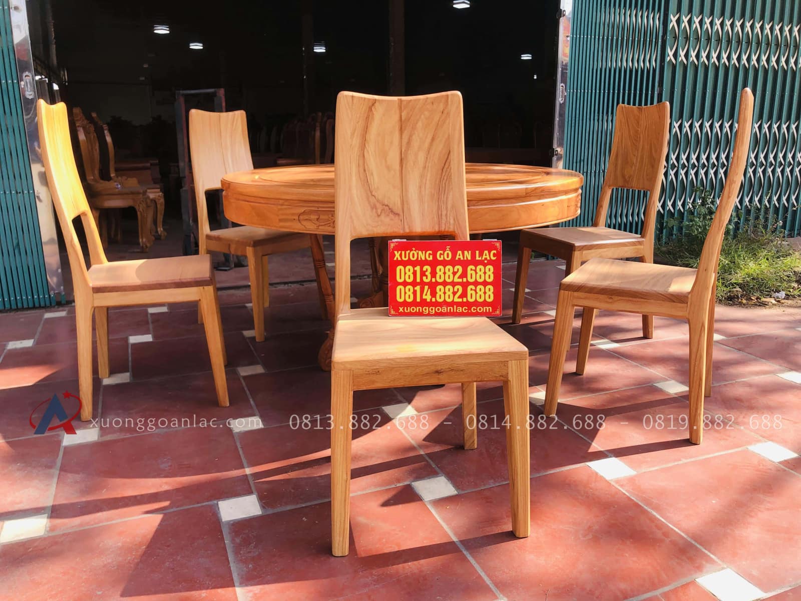 Bộ bàn ăn tròn 6 ghế hiện đại tựa trơn gỗ gõ đỏ (Anh Hải, Hà Nội) 27 bàn ăn tròn cao cấp gỗ gõ đỏ tự nhiên