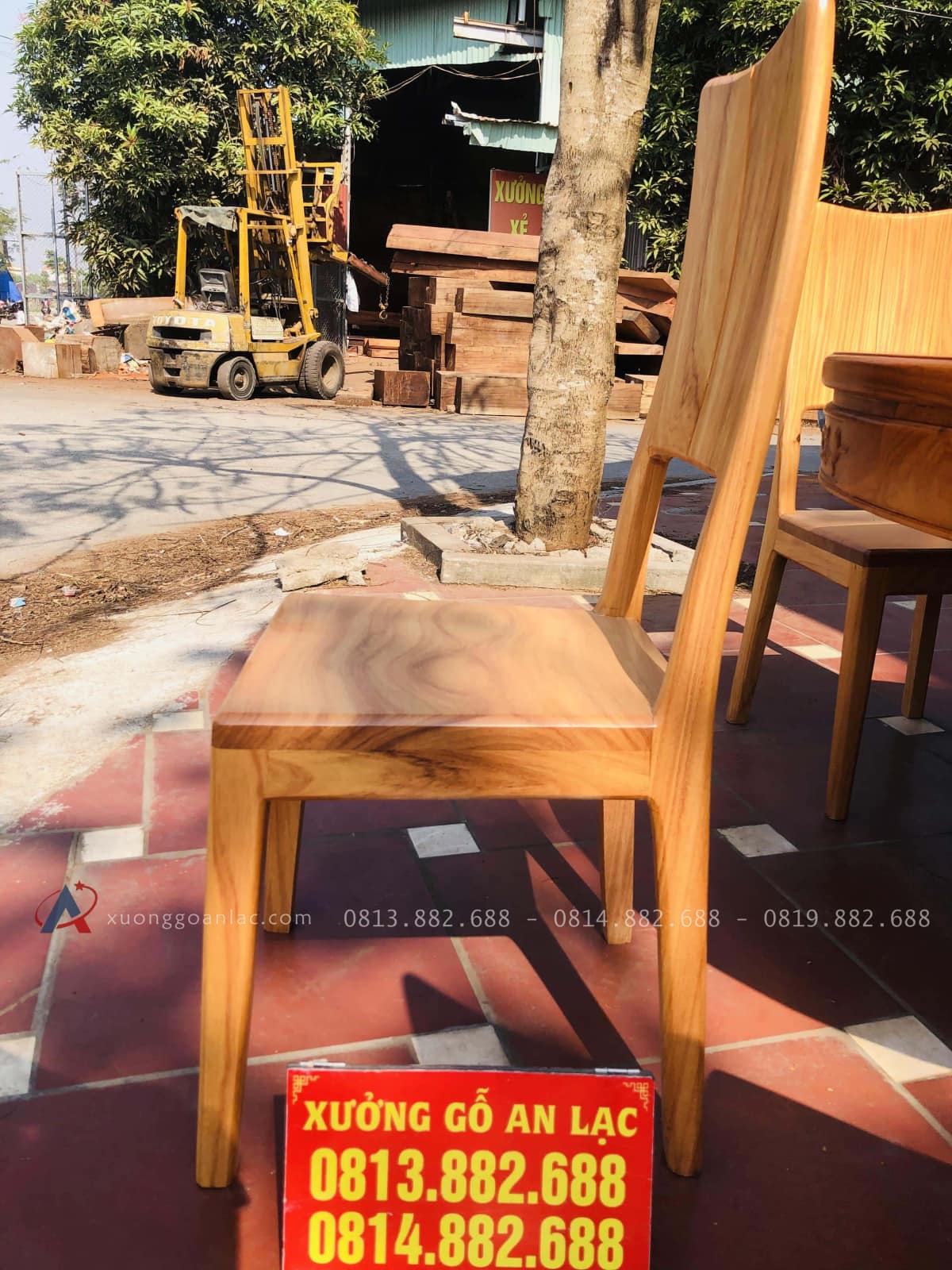 Bộ bàn ăn tròn 6 ghế hiện đại tựa trơn gỗ gõ đỏ (Anh Hải, Hà Nội) 9 ghế ăn hiện đại gỗ gõ đỏ tự nhiên cao cấp