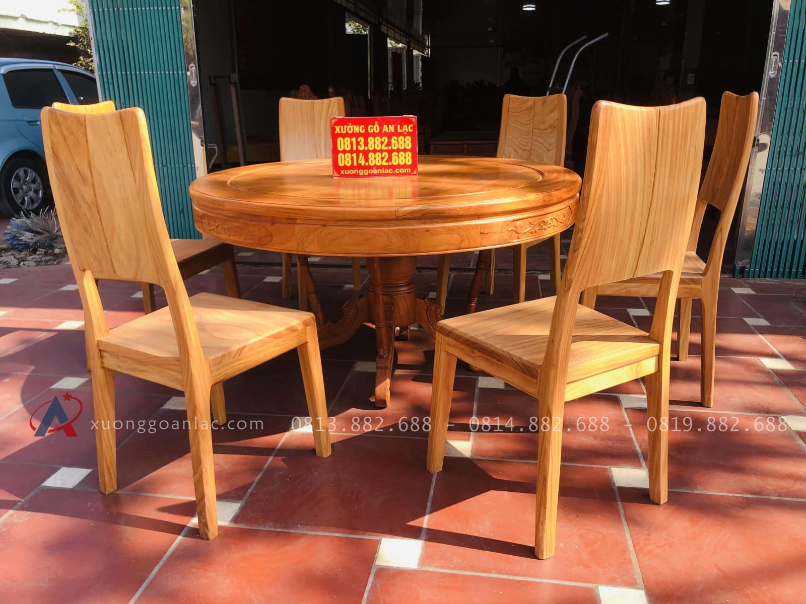 Bộ bàn ăn tròn 6 ghế hiện đại tựa trơn gỗ gõ đỏ (Anh Hải, Hà Nội) 2 Bộ bàn ăn tròn 6 ghế hiện đại tựa trơn gỗ gõ đỏ (Anh Hải, Hà Nội) - Ảnh 2