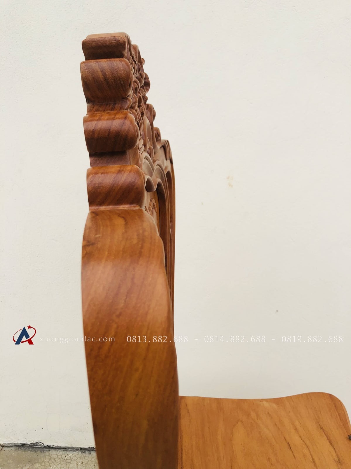 Mẫu ghế Louis không tay 12 Chương và cột ghế louis dày 5cm