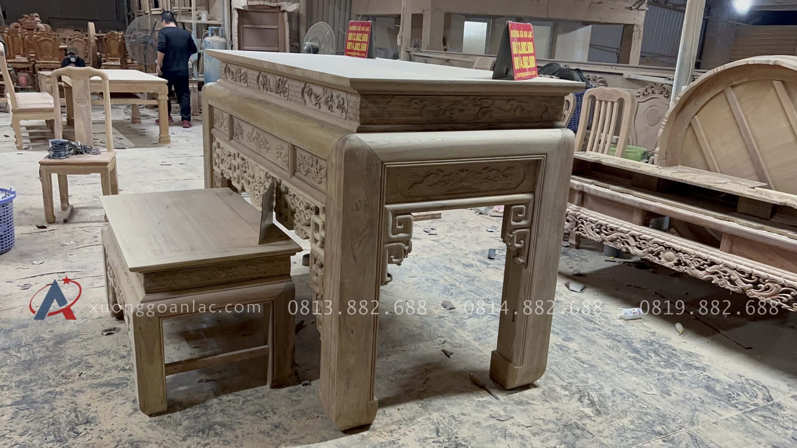 Nguyên mộc Bộ án gian thờ ngũ phúc dài (187 x sâu 97 x cao 127cm) giao Phú Thọ 37 án gian gỗ gụ đục ngũ phúc