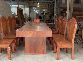Bộ bàn ăn nguyên khối 8 ghế gỗ hương đá siêu vân (Anh Trường, Hà Nội) 20 Ban an nguyen khoi 8 ghe go huong da sieu van 1