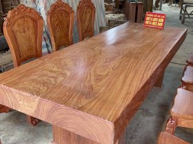 Bộ bàn ăn nguyên khối 8 ghế gỗ hương đá siêu vân (Anh Trường, Hà Nội) 22 Bàn ăn nguyên khối gỗ hương đá siêu vân