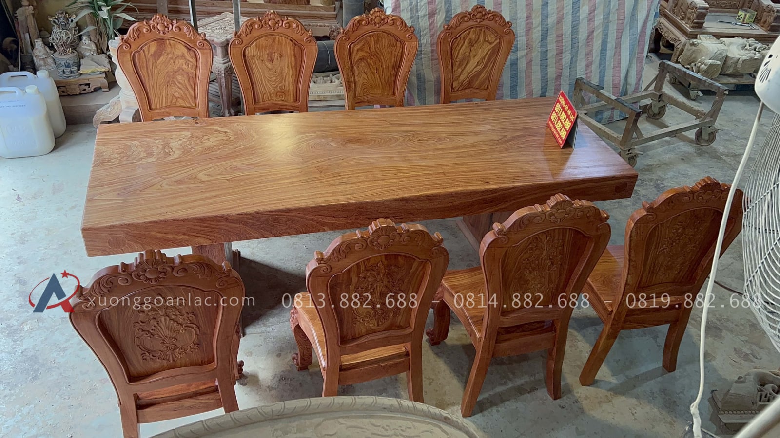 Bộ bàn ăn nguyên khối 8 ghế gỗ hương đá siêu vân (Anh Trường, Hà Nội) 40 bàn ghế ăn sang trọng