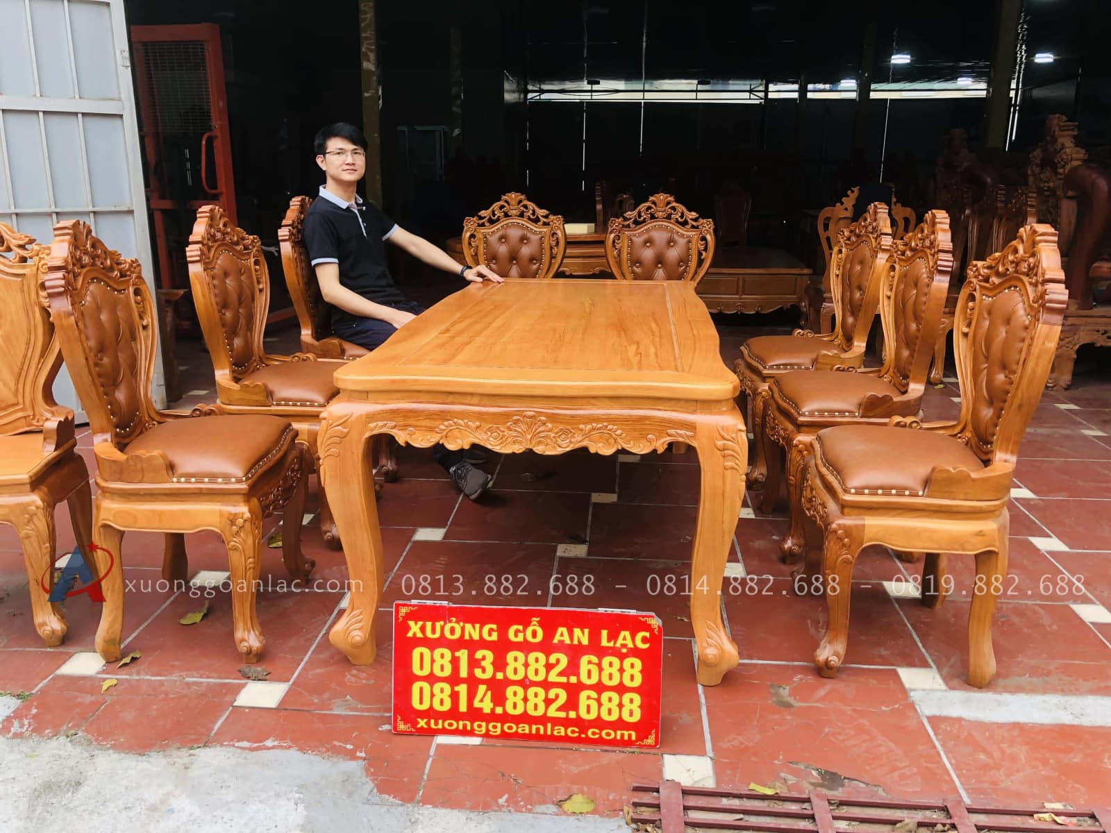 Bộ bàn ăn 8 ghế luois hoa lá tây bọc đệm 16 Bộ bàn ăn 8 ghế luois hoa lá tây bọc đệm