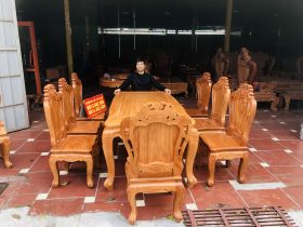Bộ bàn ăn 8 ghế luois hoa lá tây không tay gỗ gõ đỏ (Anh Sử, Hải Phòng) 11 bàn ăn 8 ghế gỗ gõ đỏ tự nhiên cao cấp