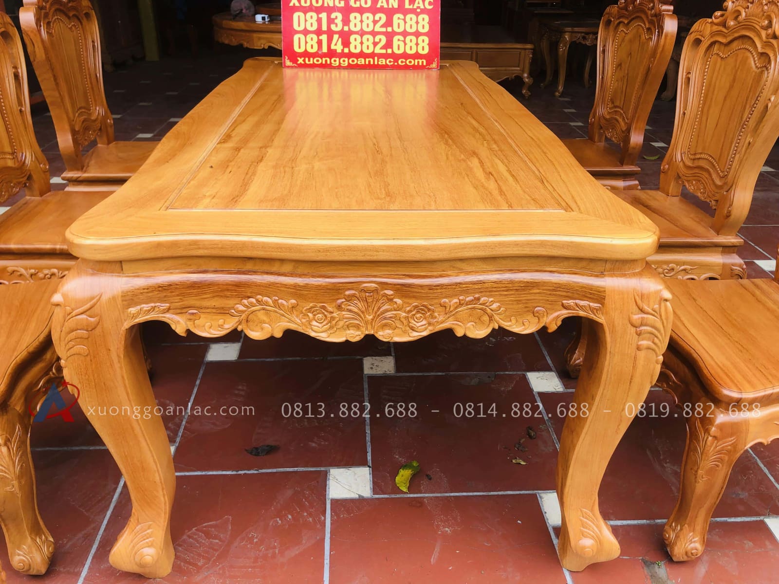 Bộ bàn ăn 8 ghế luois hoa lá tây không tay gỗ gõ đỏ (Anh Sử, Hải Phòng) 4 Bàn ăn gỗ gõ đỏ