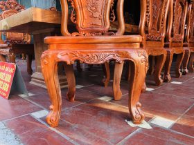Bộ bàn ăn nguyên khối 8 ghế hồng hạt đục hai mặt gỗ hương đá (Anh Nam, Thái Bình) 13 Ban an nguyen khoi 8 ghe hong hat duc hai mat go huong da 9
