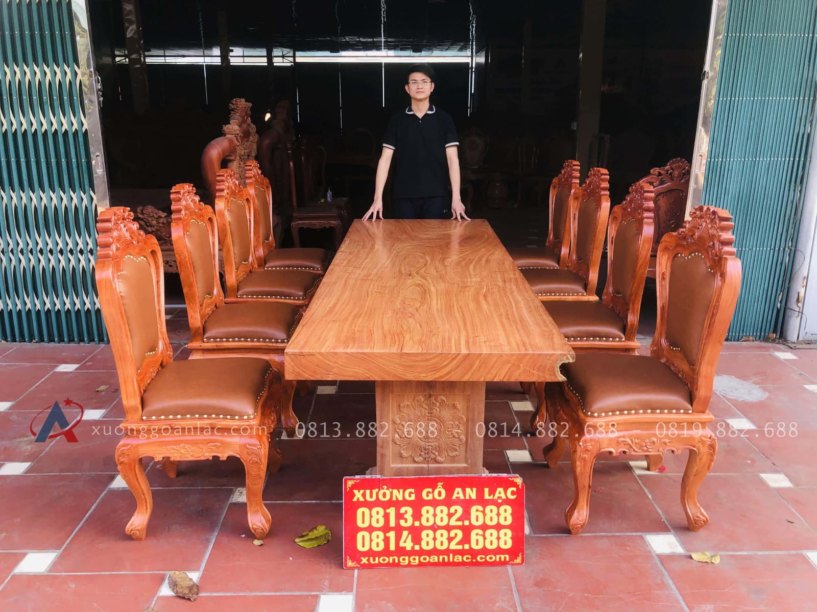 Bộ bàn ăn nguyên khối 8 ghế louis hoàng gia bọc đệm gỗ hương đá (Chị Lan, Thái Nguyên) 23 bàn ăn nguyên khối 8 ghế louis hoàng gia