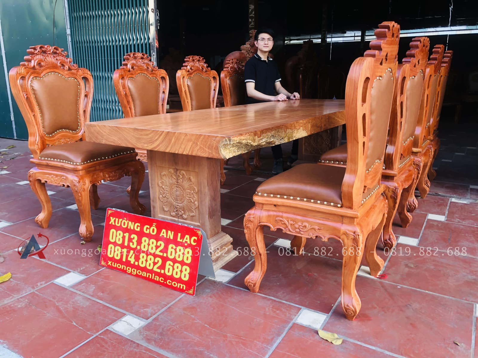 Bộ bàn ăn nguyên khối 8 ghế louis hoàng gia bọc đệm gỗ hương đá (Chị Lan, Thái Nguyên) 24 bộ bàn ăn 8 ghế rộng rãi