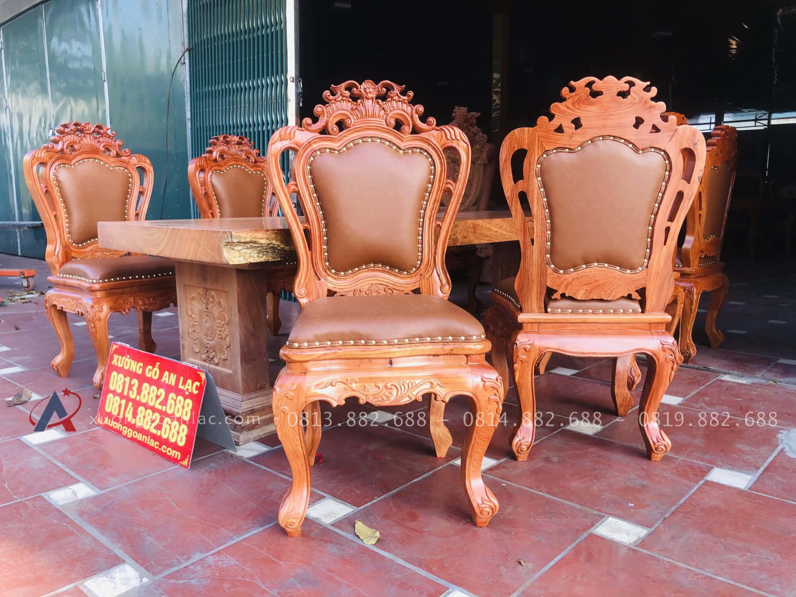 Bộ bàn ăn nguyên khối 8 ghế louis hoàng gia bọc đệm gỗ hương đá (Chị Lan, Thái Nguyên) 28 ghế gỗ hương đá bọc đệm da