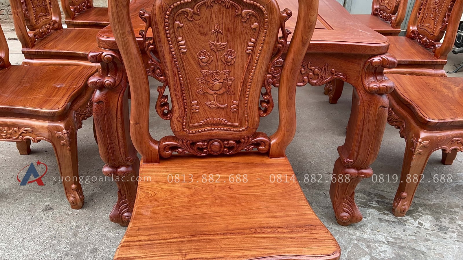 Bộ bàn ăn gỗ hương đá mẫu louis hoàng gia 8 ghế (Bác Bình, Quảng Nam) 42 ghế hoàng gia tân cổ điển