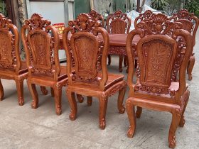Bộ bàn ăn gỗ hương đá mẫu louis hoàng gia 8 ghế (Bác Bình, Quảng Nam) 18 Bo ban an go huong mau louis hoang gia 8 ghe 5