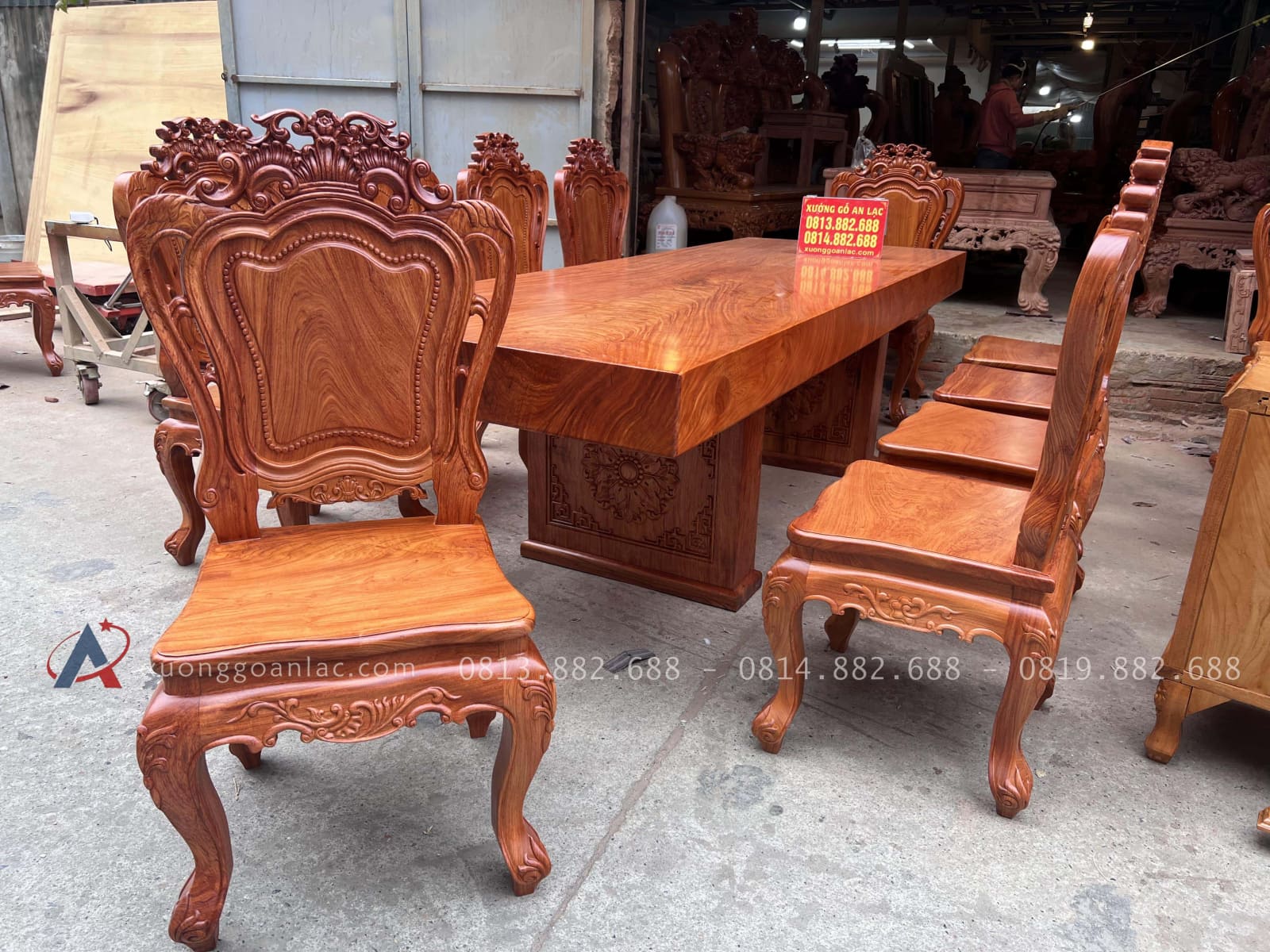 Bộ bàn ăn nguyên khối 10 ghế louis gỗ hương đá (Anh Bình, Đông Anh) 31 mẫu bàn ăn gỗ hương đá nguyên khối