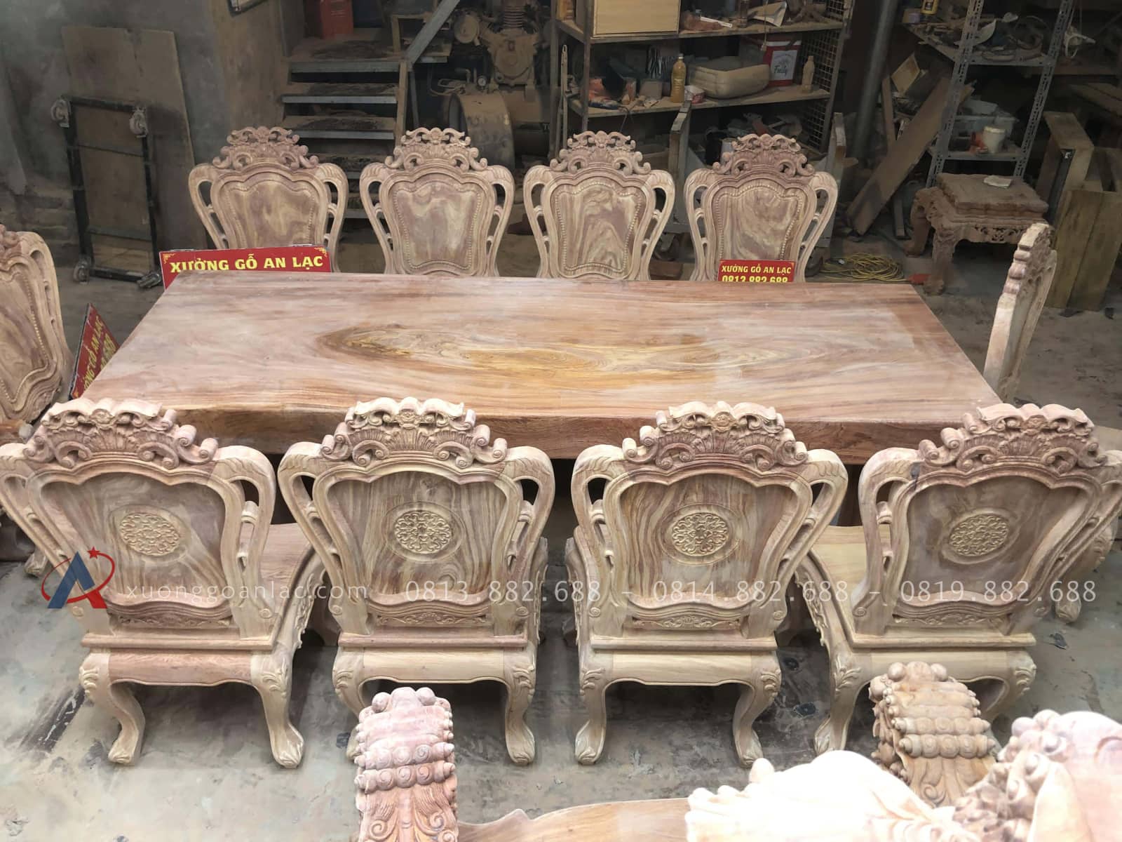 Bộ bàn ăn nguyên khối 10 ghế louis đục hai mặt gỗ hương đá nguyên mộc (Anh Hoàng, Thanh Hóa) 41 bàn ăn 10 ghế gỗ hương đá