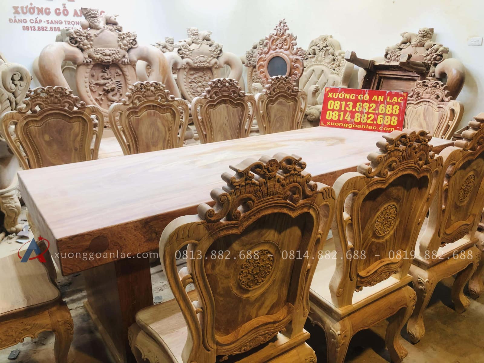 Bộ bàn ăn nguyên khối 10 ghế louis đục hai mặt gỗ hương đá nguyên mộc (Anh Hoàng, Thanh Hóa) 46 bàn nguyên khối gỗ hương đá cao cấp