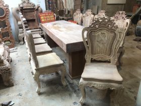 Bộ bàn ăn nguyên khối 10 ghế louis đục hai mặt gỗ hương đá nguyên mộc (Anh Hoàng, Thanh Hóa) 37 Bo ban an nguyen khoi 10 ghe louis hoa la tay duc hai mat go huong da cao cap 9