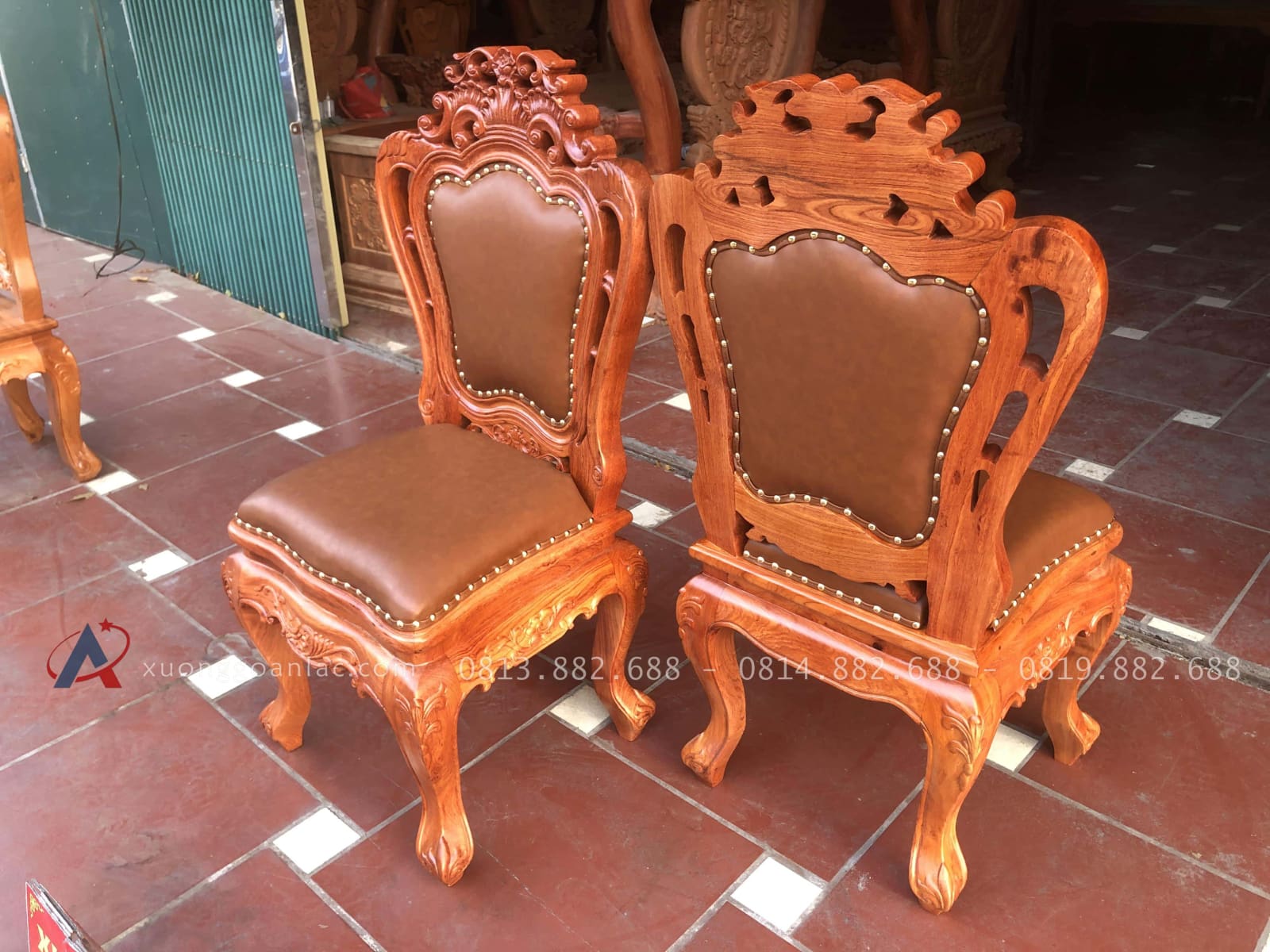 Mẫu ghế louis hoa lá tây bọc da gỗ hương đá 12 Mẫu ghế louis hoa lá tây bọc da gỗ hương đá - Ảnh 12