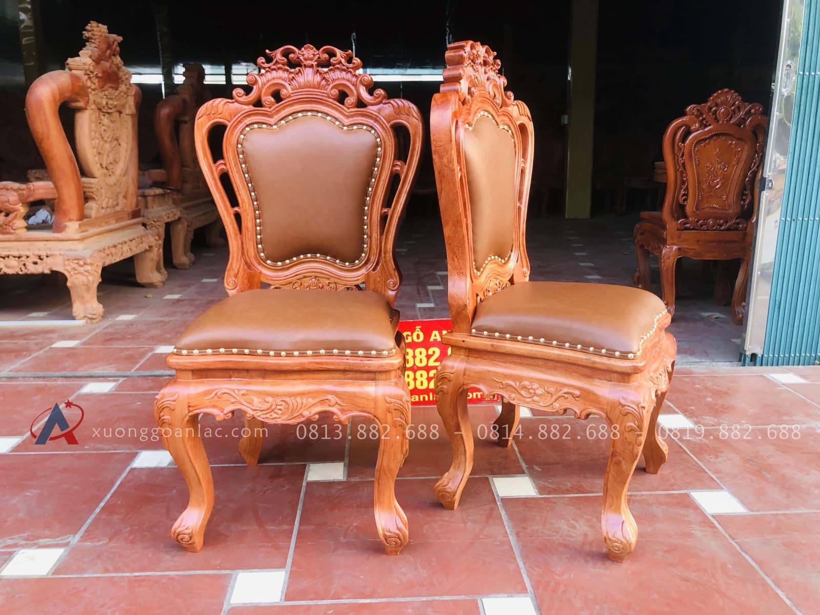 Mẫu ghế louis hoa lá tây bọc da gỗ hương đá 37 Mẫu ghế louis hoàng gia