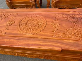 bàn trà nguyên khối đục hoa lá tây